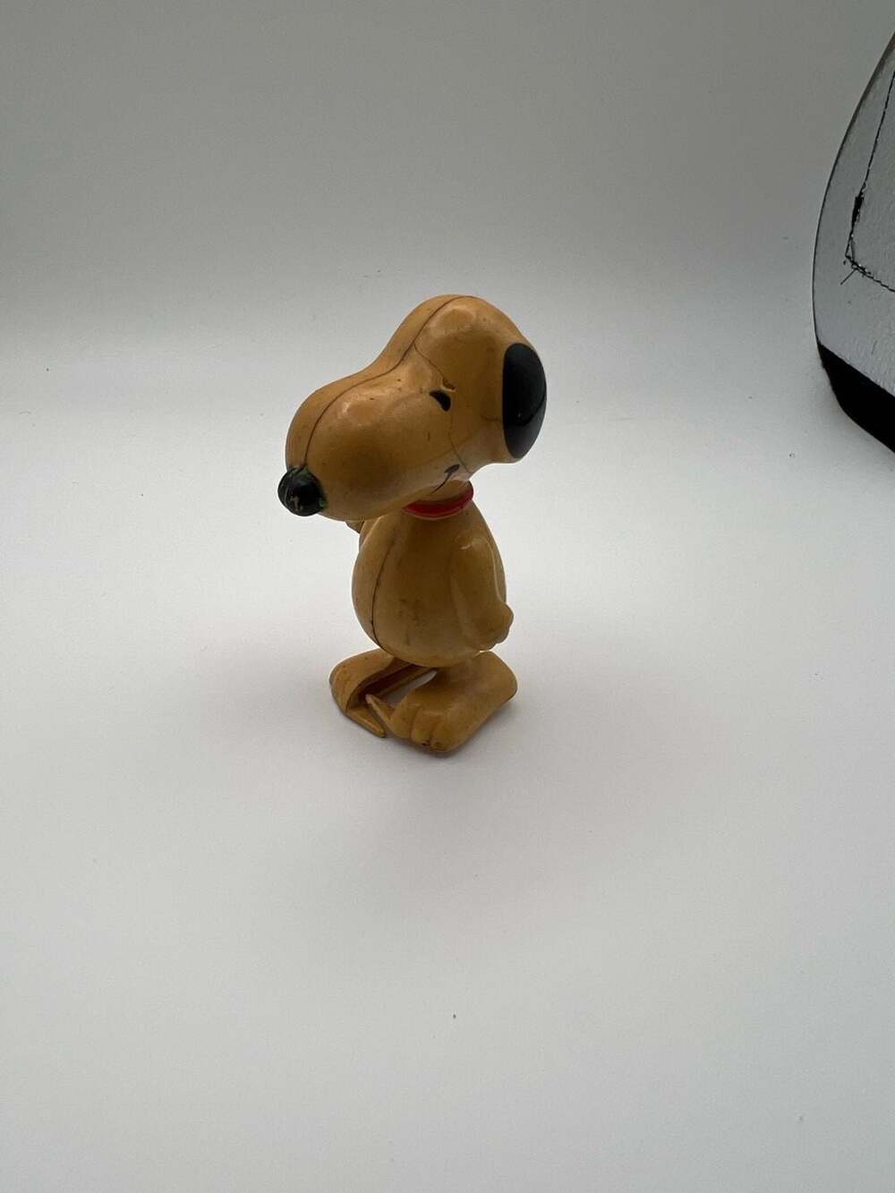 Vintage 1958 Aviva Peanuts Snoopy Wind-Up Walking Toy